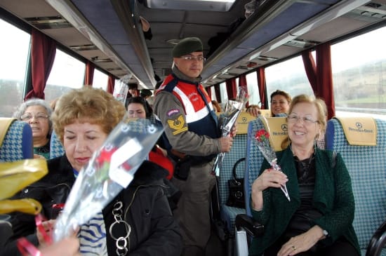 JANDARMA’DA KADINLAR GÜNÜ’NÜ UNUTMADI