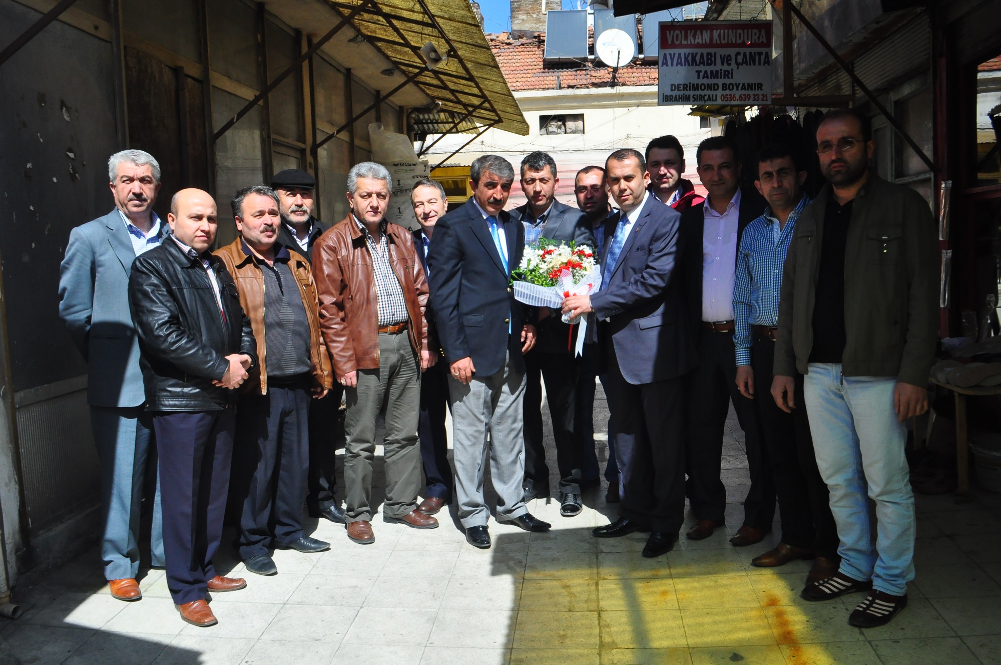 ŞANAL’A İLÇELERDEN BÜYÜK DESTEK