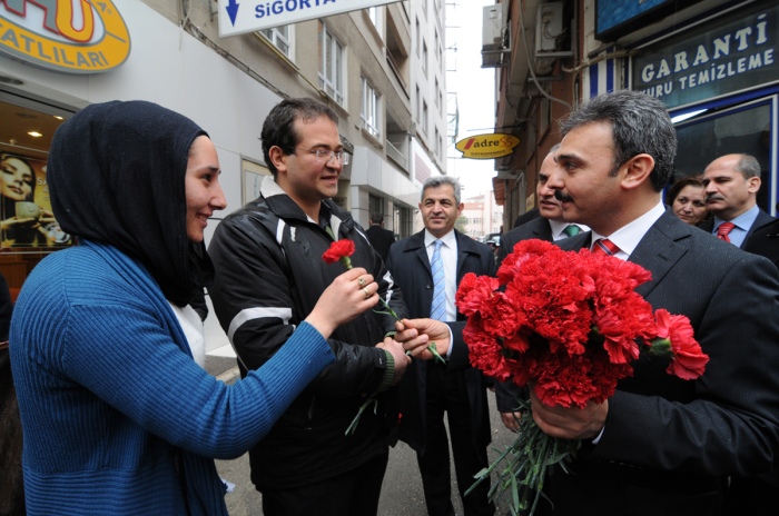 KÜLCÜ’DEN GÖVDE GÖSTERİSİ