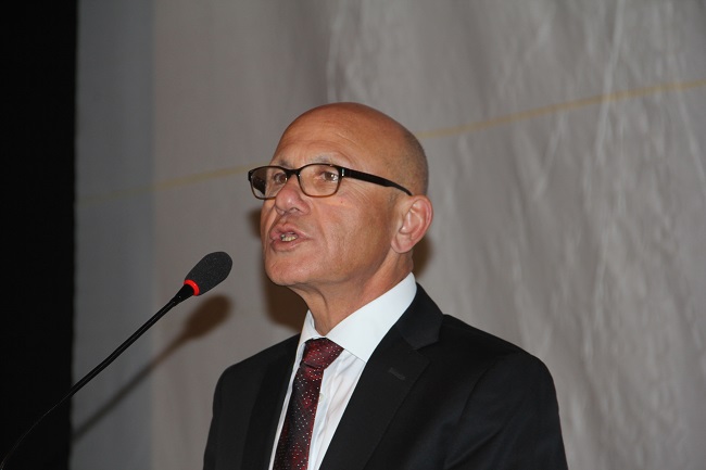 TALAT’TAN KIBRIS KONULU KONFERANS