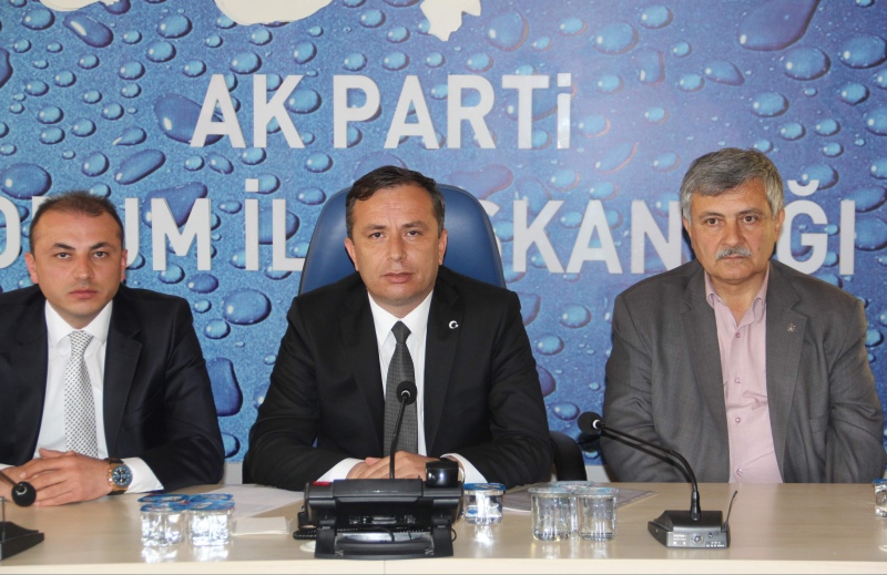 İLÇELERDE YOL KAZASI YAŞANDI