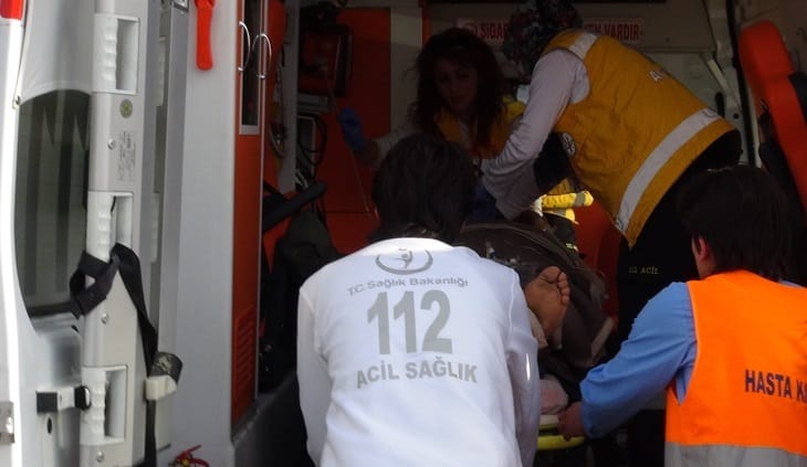 YİNE BIÇAKLI KAVGA, 2 KİŞİ YARALI