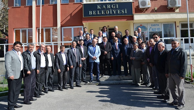 ZEKİ ŞEN, KOLTUĞUNA OTURDU