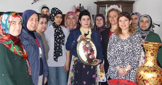 GÖNÜL ELÇİLERİNDEN KÜLTÜR MERKEZİNE ZİYARET