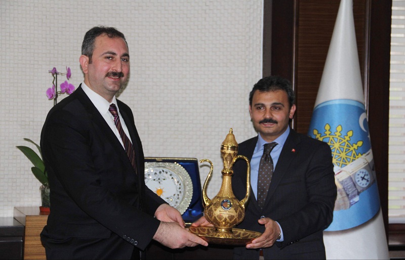 MUHTAR BİLE OLAMAZ DEMİŞLERDİ AMA …