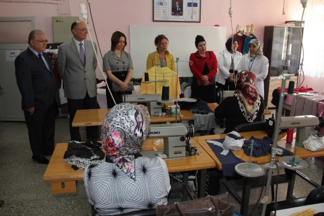 GÖNÜL ELÇİLERİ MİMAR SİNAN HEM’İ ZİYARET ETTİ