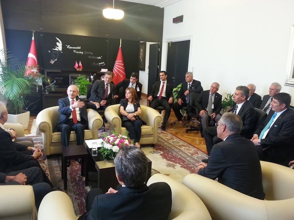 CHP BELEDİYE MECLİS ÜYELERİNDEN KILIÇDAROĞLU’NA ZİYARET