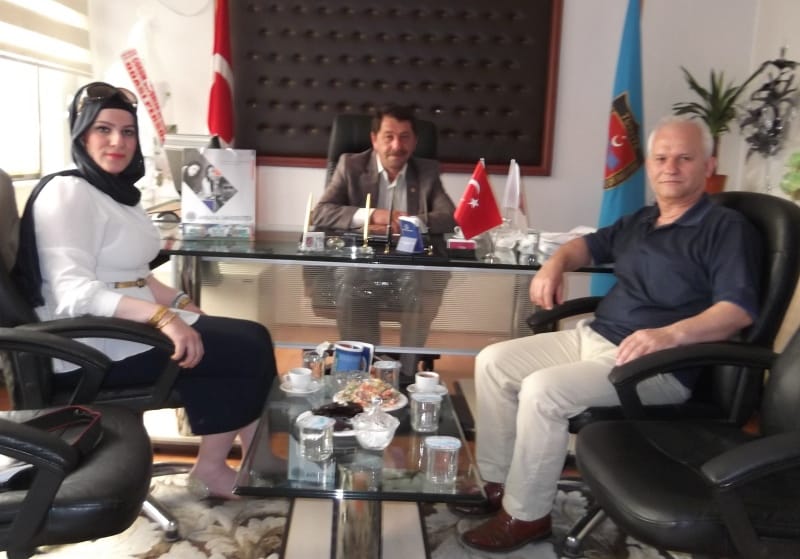 AVRASYA ÜNİVERSİTESİ’NDEN TAHSİN ŞAHİN’E KUTLAMA