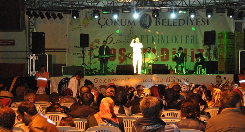RAMAZAN SOKAĞINDA KONSER VARDI