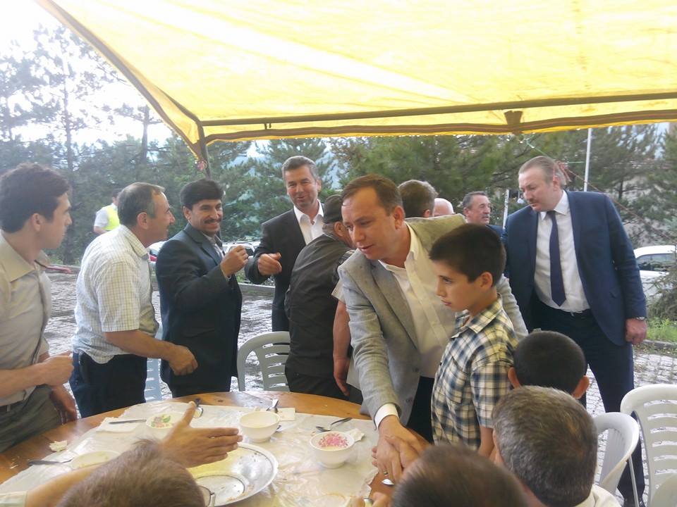 ÇORUMLU MADENCİLERE MORAL YEMEĞİ