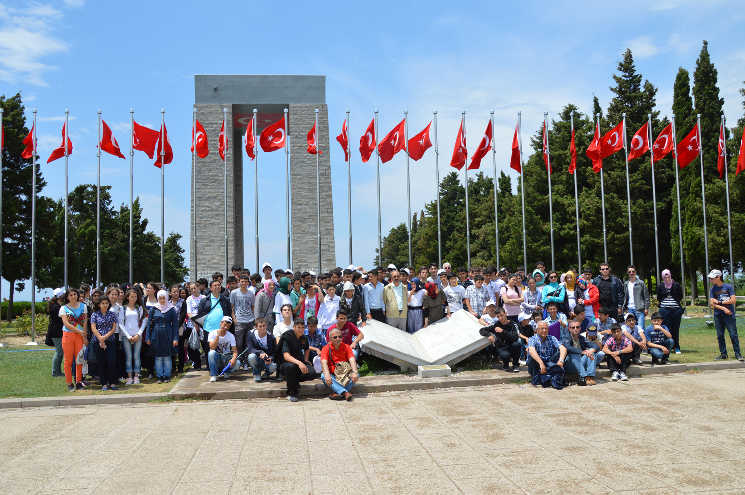 BELEDİYE 350 ÖĞRENCİYE ÇANAKKALE’Yİ GEZDİRECEK