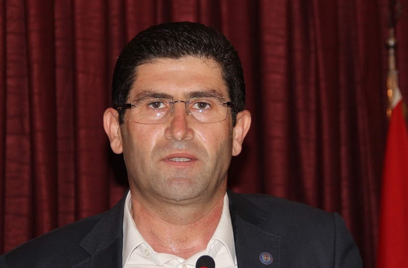 KATMERLİ YALANLARLA MEMUR-SEN YIPRATILAMAZ