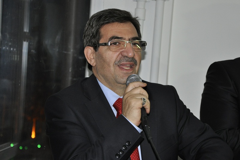 İDRİS GÜLLÜCE ÇORUM’A GELİYOR