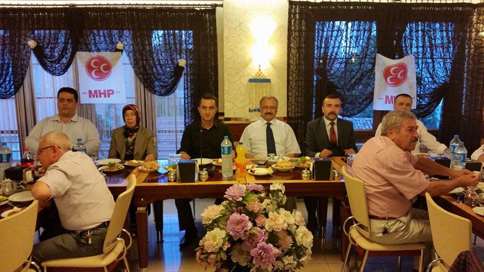 MHP’LİLER İFTARDA BULUŞTU
