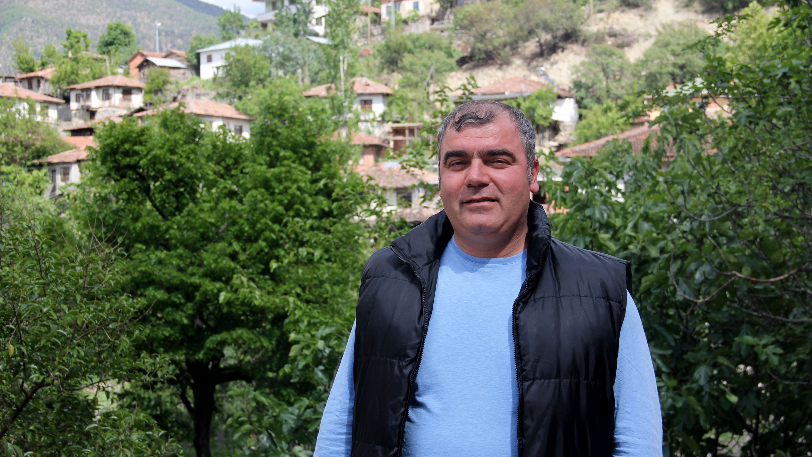 EVSİZ KALAN AİLELERE YARDIM