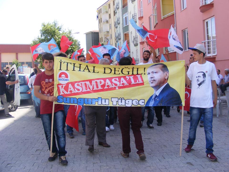 ERDOĞAN’A DESTEK YÜRÜYÜŞÜ