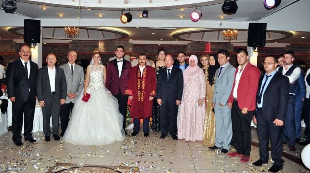 AL-KA İNŞAAT’IN SAHİBİ OĞLUNU EVLENDİRDİ