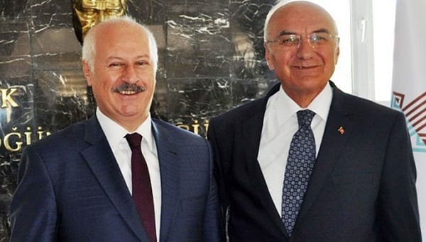 İKİ ÇORUMLU VALİ BİTLİS’TE BULUŞTU