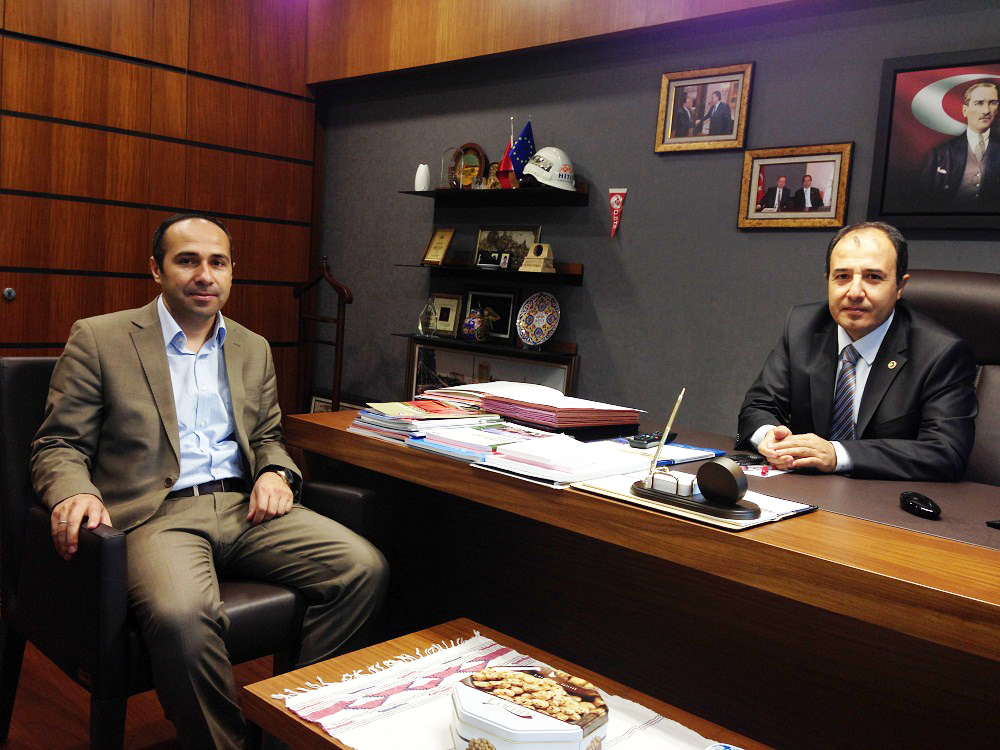 MÜDÜRÜN İLK İCRAATI ÇOK ŞAŞIRTTI