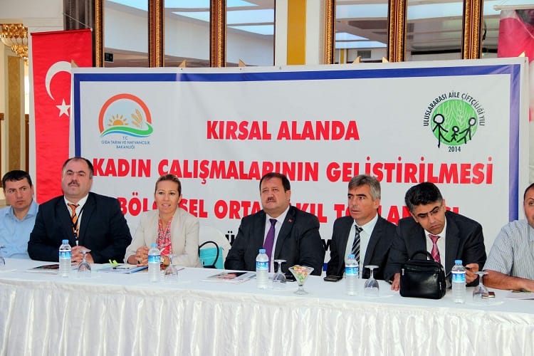 KIRSAL ALANDA KADIN ÇALIŞMALARI KONUŞULDU