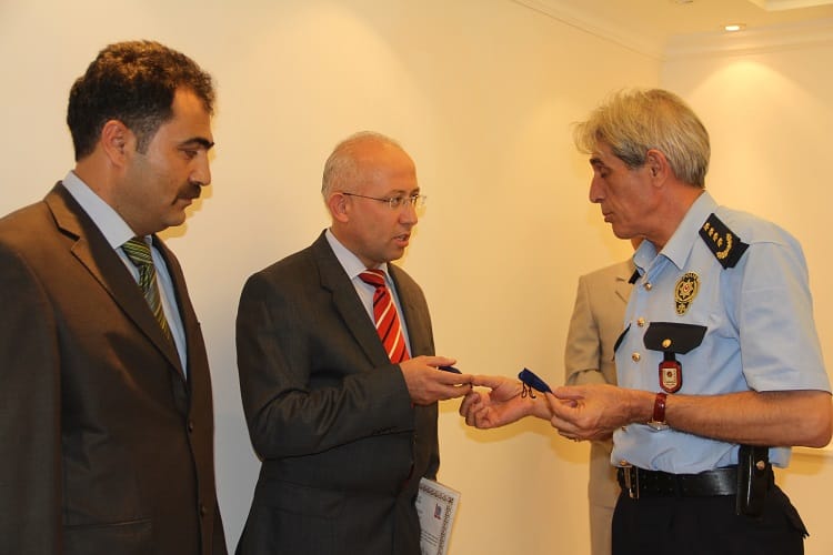 ÇORUM’DA AYIN POLİSLERİNE ÖDÜL