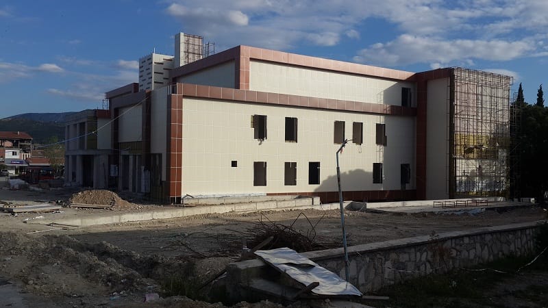 HASTANE İNŞAATINDA HASTANELİK OLDU