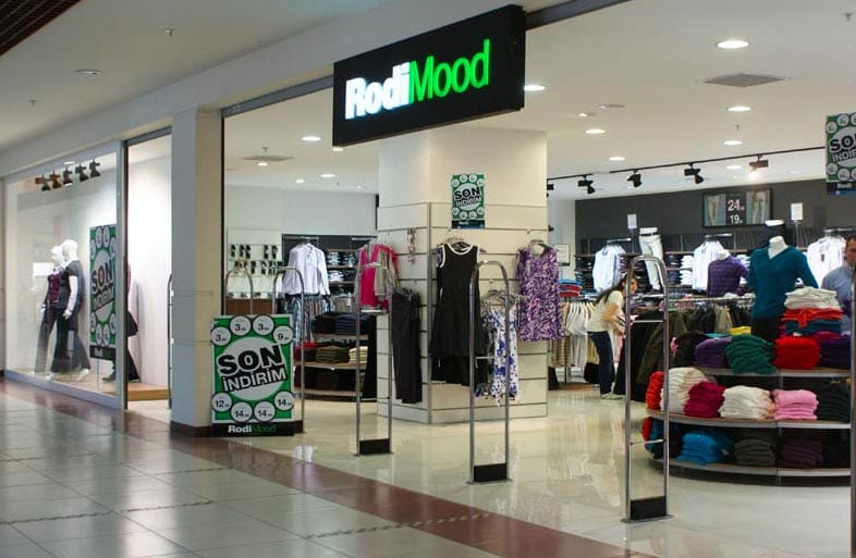 ÜNLÜ MARKA ÇORUM’DA KEPENK KAPATTI..!