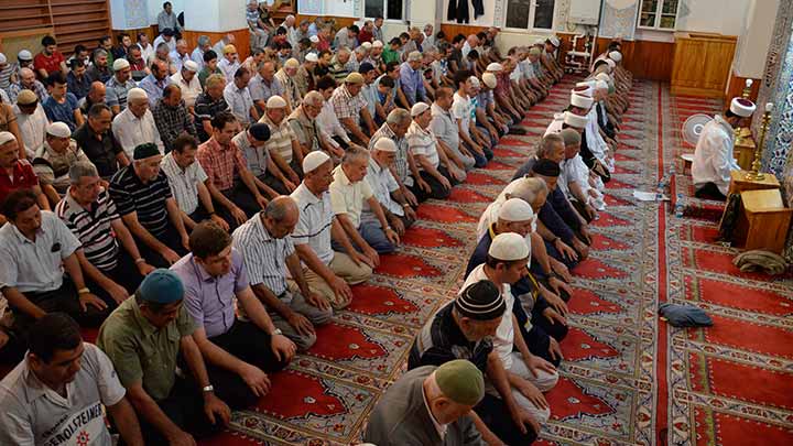 BAYRAM NAMAZI 07.19’DA