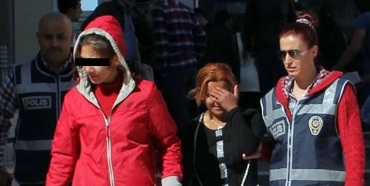 HIRSIZLIK YAPAN 3 KADIN TUTUKLANDI