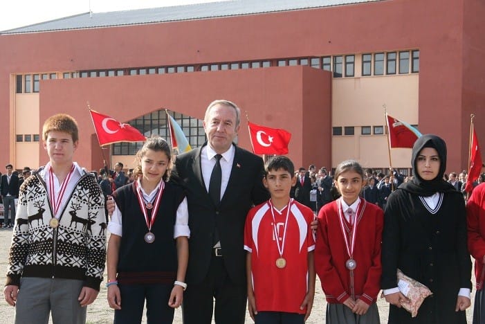 CUMHURİYET SUNGURLU’DA TÖRENLE KUTLANDI