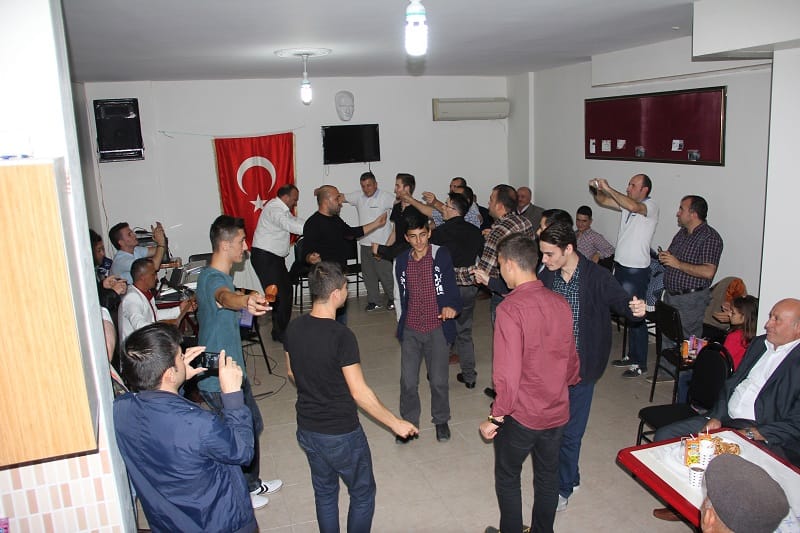 KARGI’LI GENÇLER GECEDE COŞTU