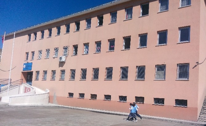 İMAM HATİP LİSESİNE EK ARSA TAHSİS EDİLDİ