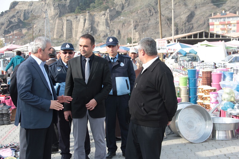 4 BİN METREKARELİK OTOPARK YAPILACAK