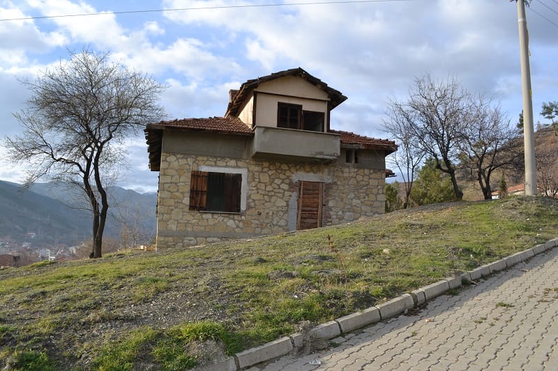 İSKİLİPLİ ATIF HOCA’YA BİR VEFA DAHA