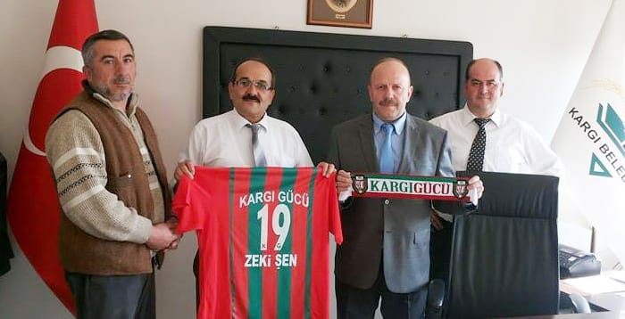 KARGI’DA ZEKİ ŞEN’İ DUYGULANDIRAN HEDİYE
