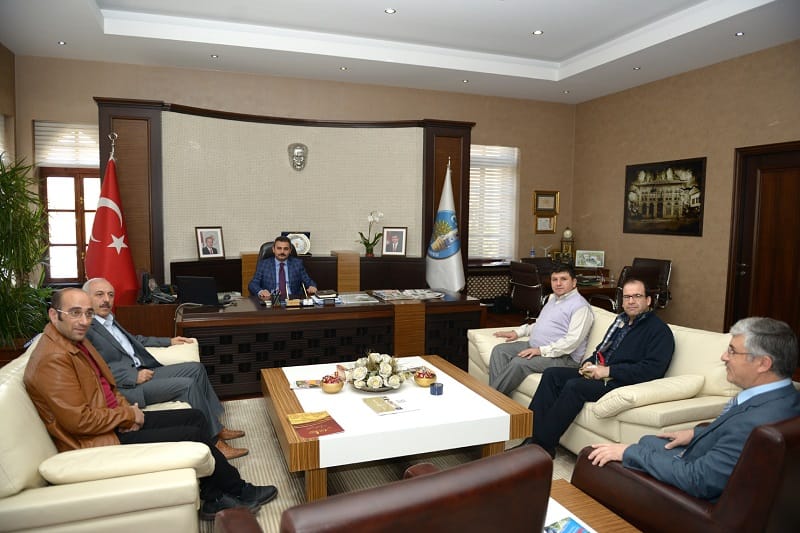 SANATÇILARDAN KÜLCÜ’YE ZİYARET