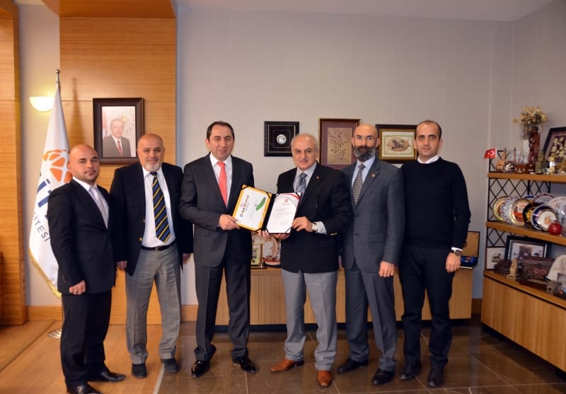 ATLETİZM FEDERASYONUNDAN REKTÖRE TEŞEKKÜR