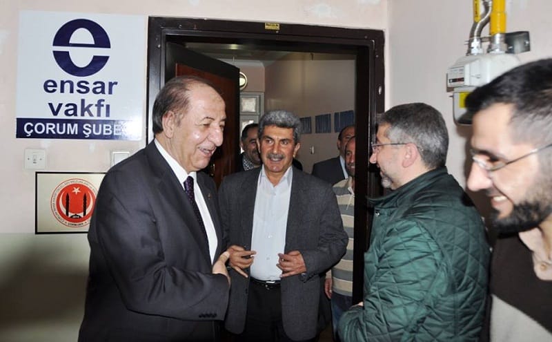 ENSAR VAKFINDA VALİYLE SICAK SOHBET