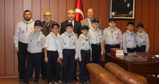 İZCİLERDEN MÜFTÜ’YE ZİYARET