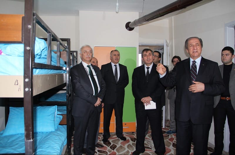 ÇORUM’DA SOKAKTA KALANLARA SICAK YATAK