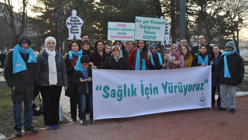 AİLELERİN SAĞLIĞI İÇİN YÜRÜDÜLER