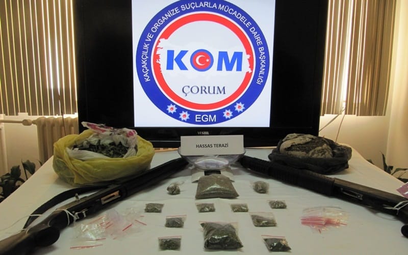 UYUŞTURUCUYA 7 TUTUKLAMA GELDİ