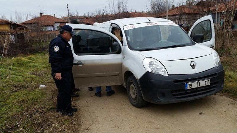 ÇORUM’DA TİNERCİ ARAÇ KAÇIRDI