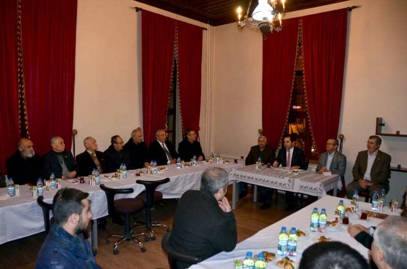 KÜLTÜR SOHBETLERİNİN KONUĞU ALKAN OLDU