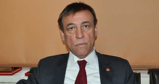 ÇORUMLU SANATÇILARDAN HALİS DURKAYA’YA DESTEK