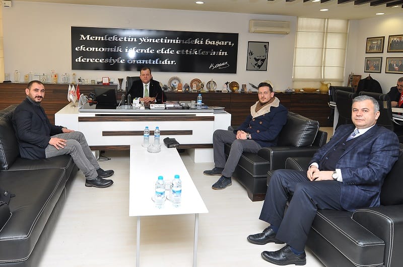 GENÇLER İŞ DÜNYASINDA AKTİF ROL ALMALI