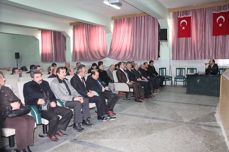 OKUL MÜDÜRLERİNE HİZMET İÇİ SEMİNER