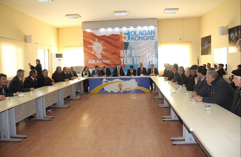 KÖY MUHTARLARINDAN AK PARTİ’YE ZİYARET