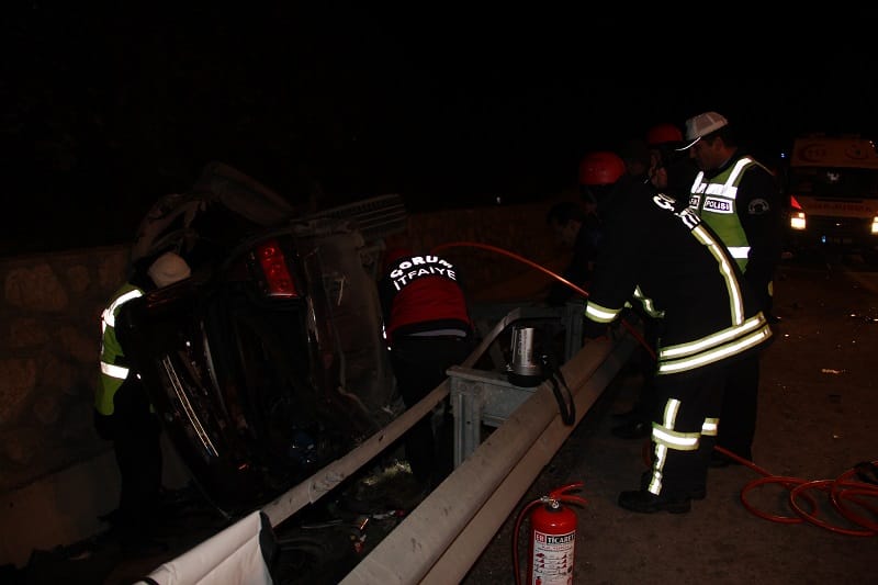 ÇORUM’DA KANLI GECE: 1 ÖLÜ, 3 YARALI