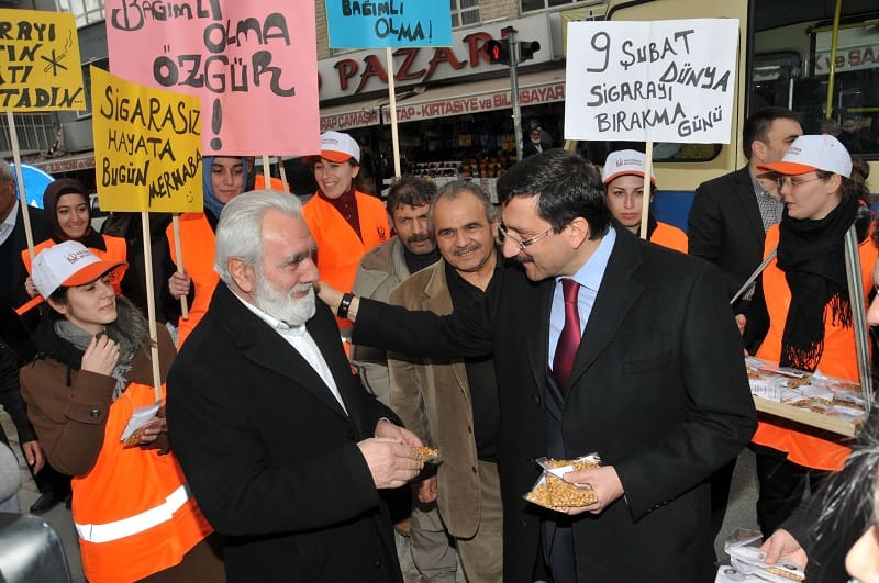 ÇORUM LEBLEBİSİ YİYEREK SİGARAYI BIRAKIN